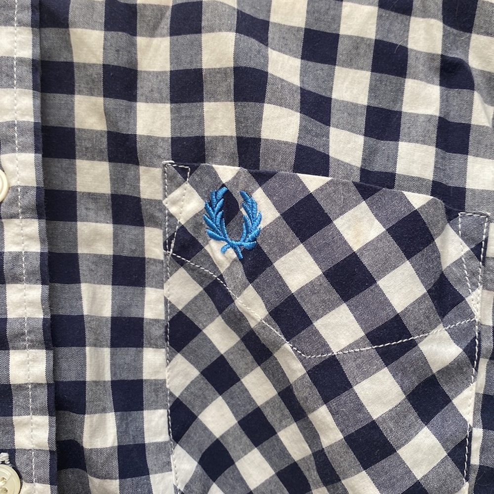 Fred Perry button up US size 8. Gingham navy white check collared shirt - Picture 2 of 4